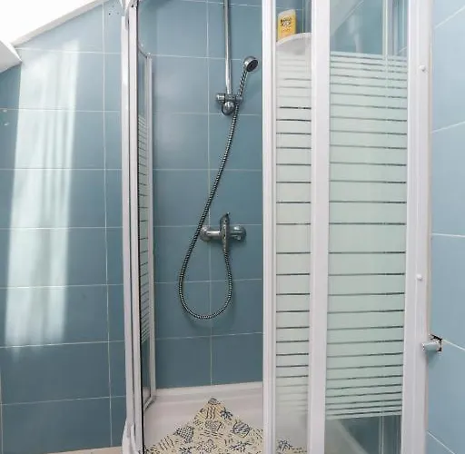 City Center Larica 公寓